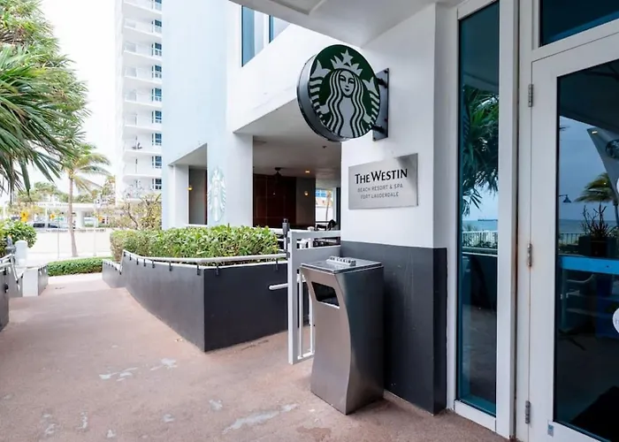 Ocean Breeze Free Parking Apt 1